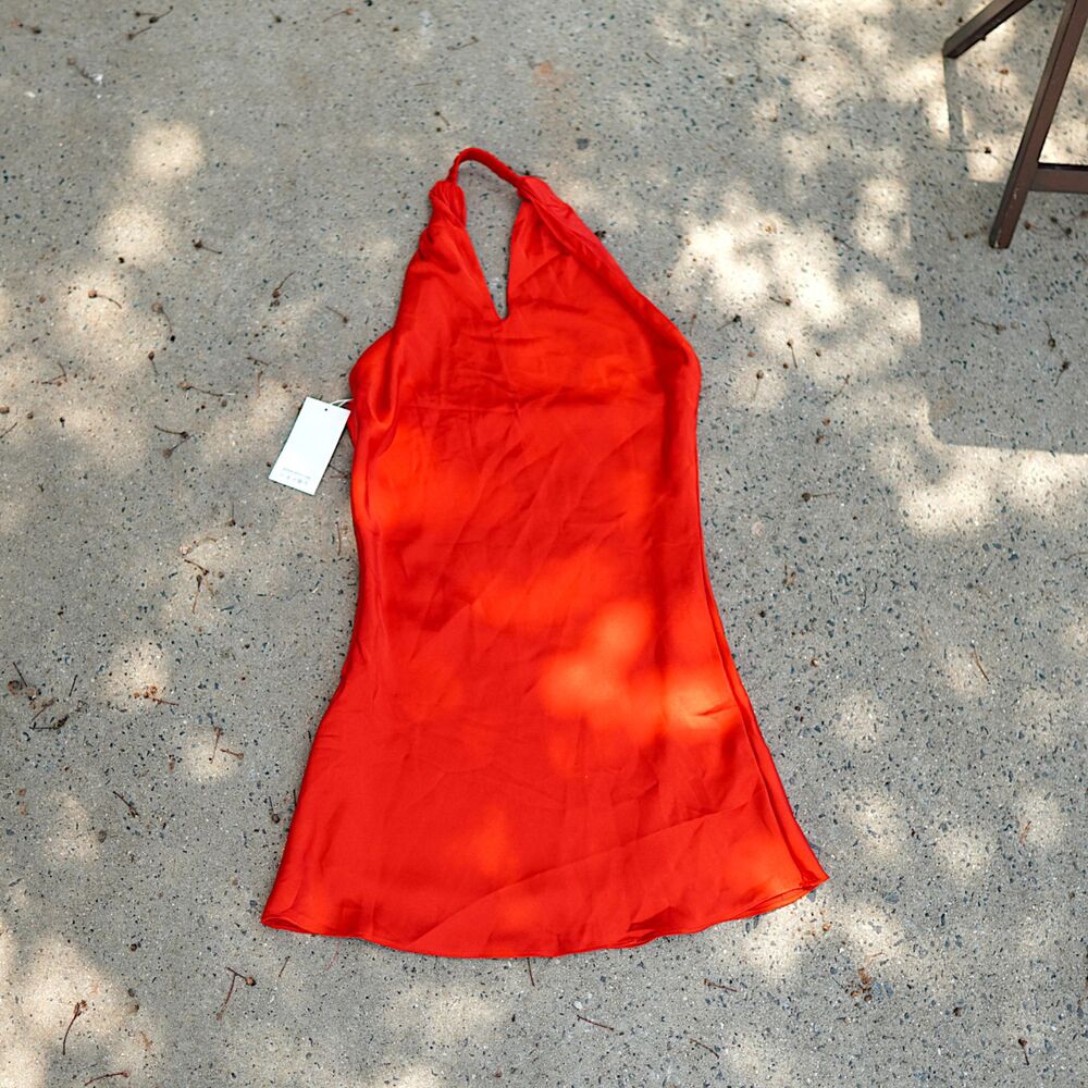 Red Satin Halter Mini Dress Size 4 Sexy V-Neck Side Zip Party Cocktail Club